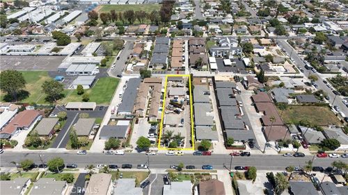 apt-c-2028 Wallace Ave, Costa Mesa, CA, 92627-9548 | Card Image