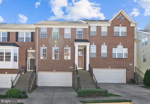836 Revelstore Ter Ne, LEESBURG, VA, 20176-3657 | Card Image