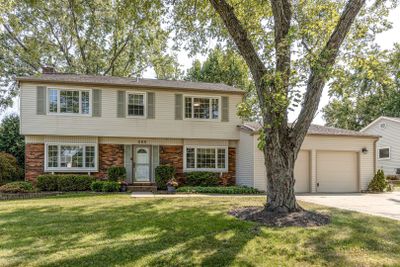 880 Dunham Lane, House other with 3 bedrooms, 2 bathrooms and 2 parking in Buffalo Grove IL | Image 1