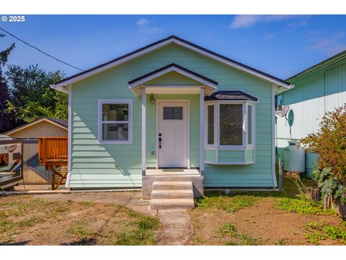 1175 N Dean St, Coquille, OR, 97423-1354 | Card Image