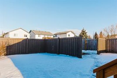 9610 123 Ave, House detached with 3 bedrooms, 2 bathrooms and 2 parking in Grande Prairie AB | Image 3