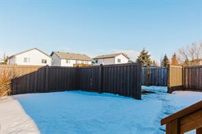 9610 123 Ave, House detached with 3 bedrooms, 2 bathrooms and 2 parking in Grande Prairie AB | Image 3