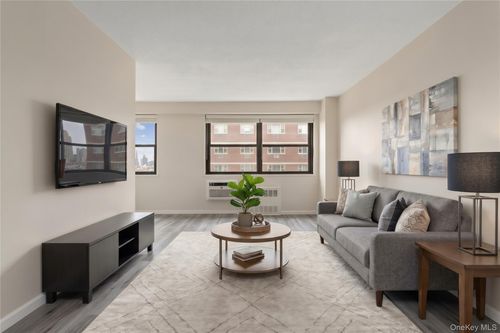 9w-39-60 54th St, Woodside, NY, 11377-4223 | Card Image