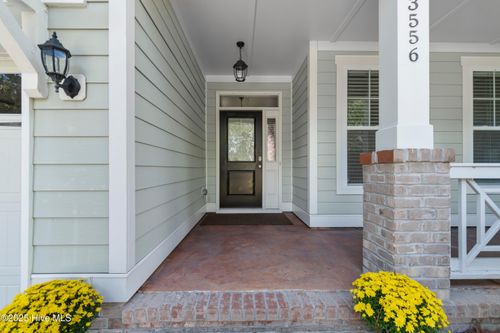 3556 Holly Oak Chase, Southport, NC, 28461-8689 | Card Image