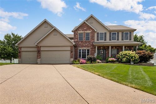 28 Twinleaf Ct, Saint Peters, MO, 63376-7877 | Card Image