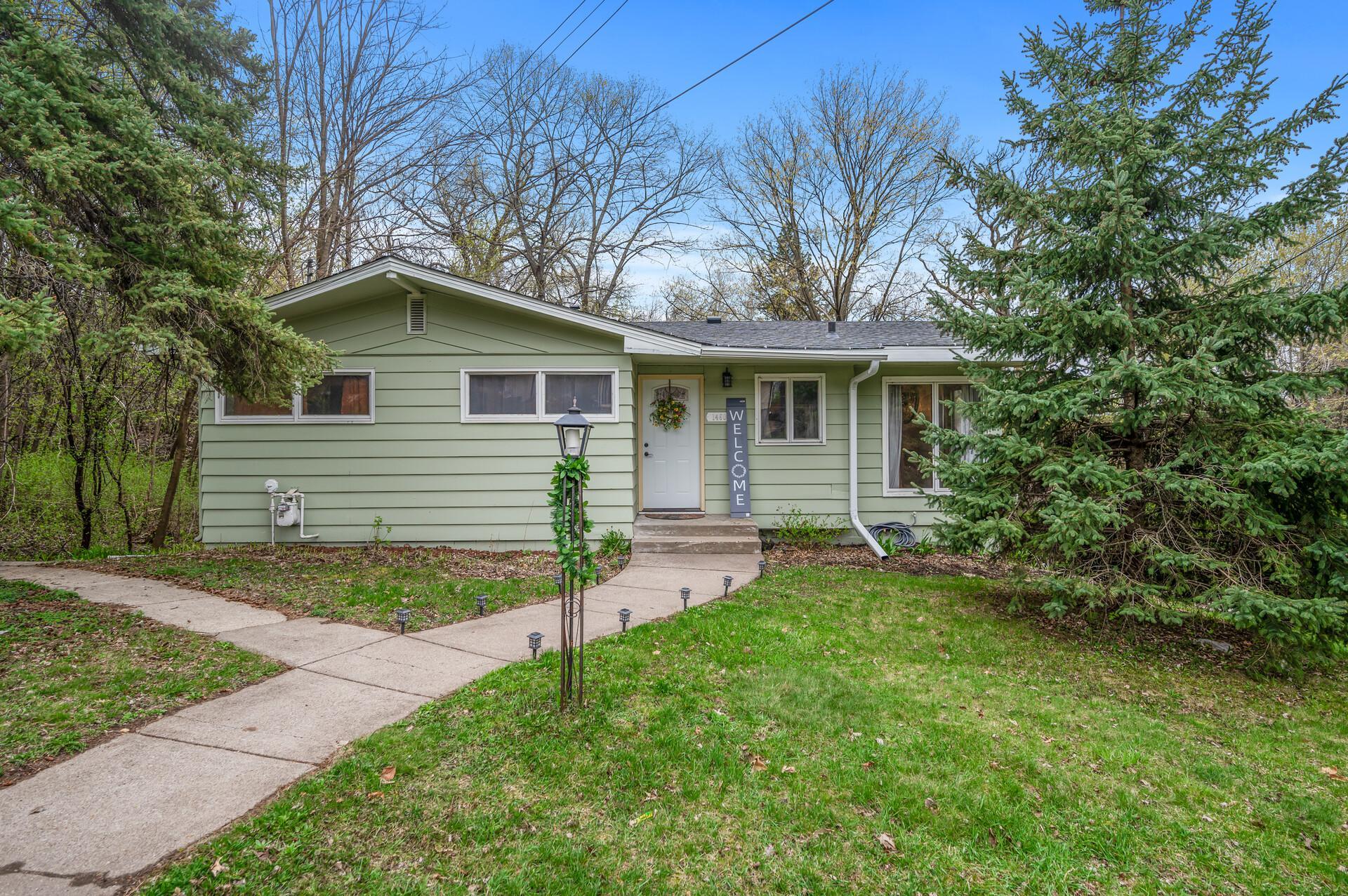 Pacific St, Saint Paul, MN 55106