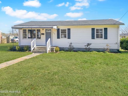 124 Jackson St, Edenton, NC, 27932-2047 | Card Image