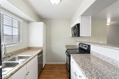 2061-2750 S Durango Dr, Las Vegas, NV, 89117-2636 | Card Image