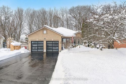 72 Oxley Dr, Penetanguishene, ON, L9M1W4 | Card Image