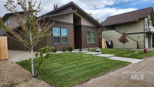 701 N 2nd Ave, Hailey, ID, 83333-5294 | Card Image