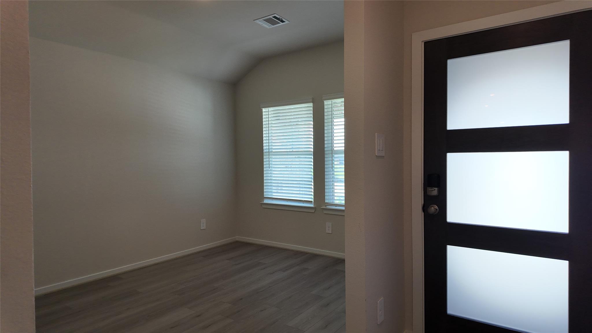 Residential Lease in Conroe 4