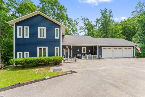 320 Holly Lane, Walhalla, SC, 29691 | Card Image