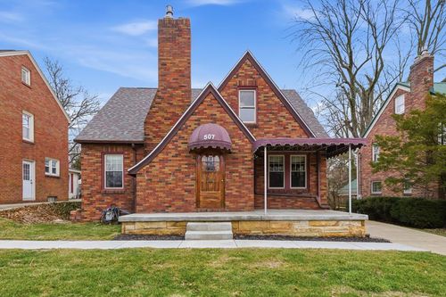 507 Townview Cir E, Mansfield, OH, 44907-1133 | Card Image