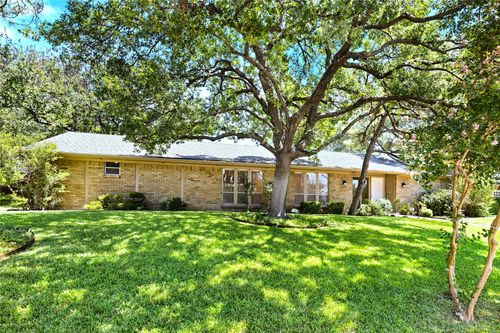 14918 Vistaridge Dr, Dallas, TX, 75248-5562 | Card Image