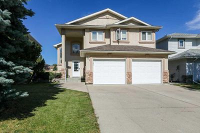 361 Red Crow Blvd W, House detached with 4 bedrooms, 3 bathrooms and 4 parking in Lethbridge AB | Image 1