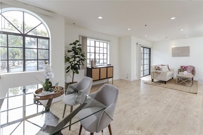 A1 - 501 E Palmer Ave, Condo with 3 bedrooms, 3 bathrooms and 2 parking in Glendale CA | Image 6