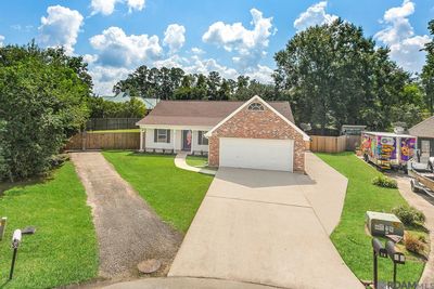 28 Belle Vu Loop, House other with 3 bedrooms, 2 bathrooms and null parking in Covington LA | Image 2