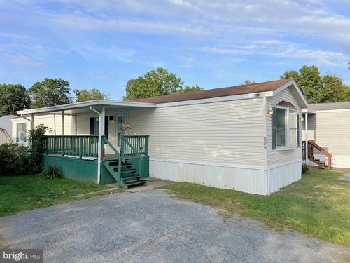 317 Caravan Ct, MIDDLETOWN, PA, 17057-2814 | Card Image
