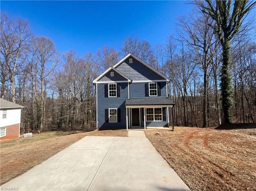 4694 Coltsfoot Rd, Greensboro, NC, 27455-1402 | Card Image