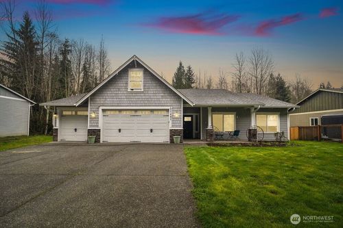 21401 127th Ave Ne, Arlington, WA, 98223-7066 | Card Image