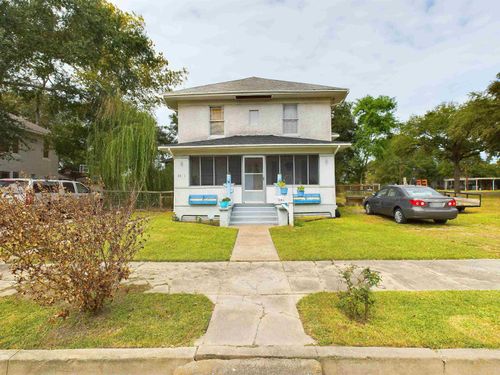 2241 4th St, Port Arthur, TX, 77640-6728 | Card Image