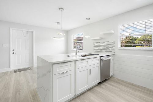 385 Flanders I, Delray Beach, FL, 33484-5362 | Card Image