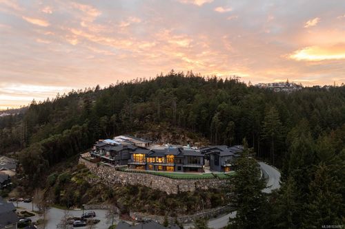 103-2332 Copper Rock Crt, Langford, BC, V9B0G4 | Card Image