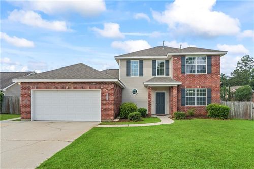 569 Moore Blvd, Covington, LA, 70433-7910 | Card Image