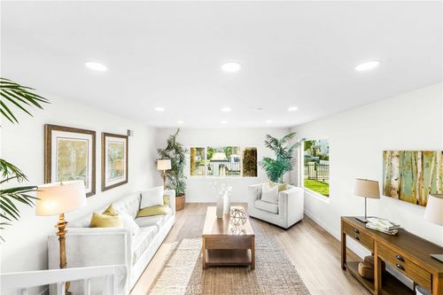 14426 S Berendo Ave, Gardena, CA, 90247-2614 | Card Image