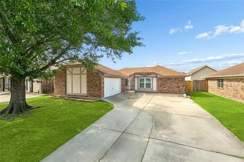 2265 Killington Dr, Harvey, LA, 70058-5436 | Card Image