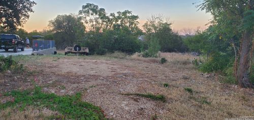 717 Dittlinger St, New Braunfels, TX, 78130 | Card Image