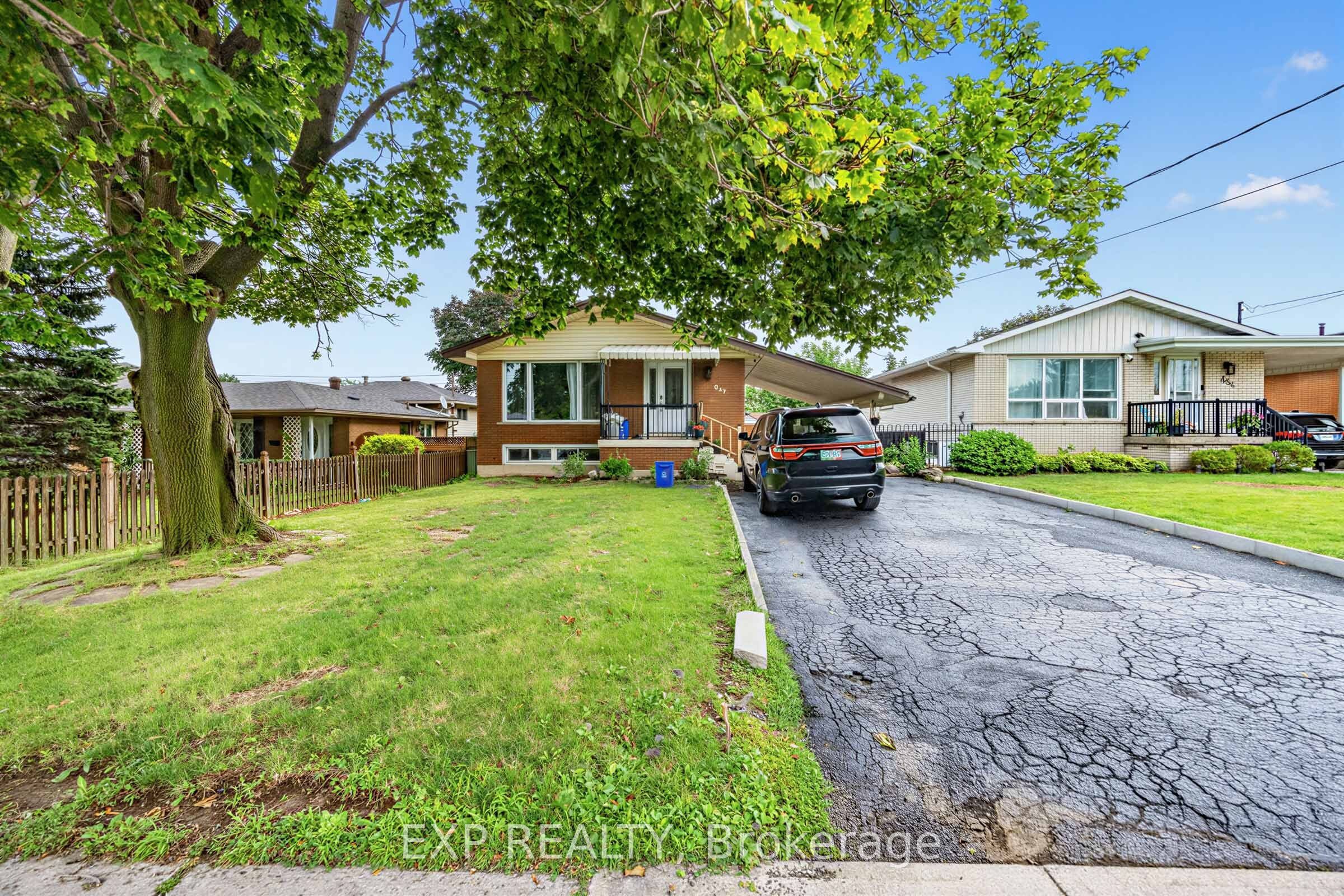 Residential Lease in Hamilton