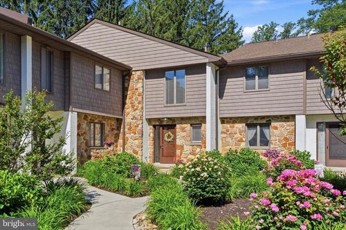 11-11 Eagleview Dr, Newtown Square, PA, 19073-2230 | Card Image