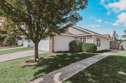 393 Cascade Cir, Springdale, AR, 72764-2928 | Card Image