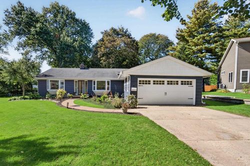 31 Hiawatha Circle, Madison, WI, 53711 | Card Image