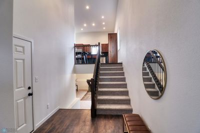 Entry/Foyer | Image 3