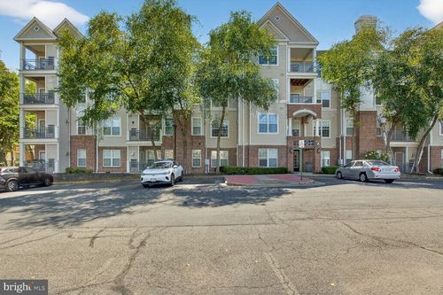 unit-1108-3021 Nicosh Cir, FALLS CHURCH, VA, 22042-1234 | Card Image