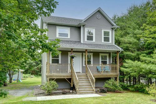 40 Caribou Rd, Upper Sackville, NS, B4E3C1 | Card Image