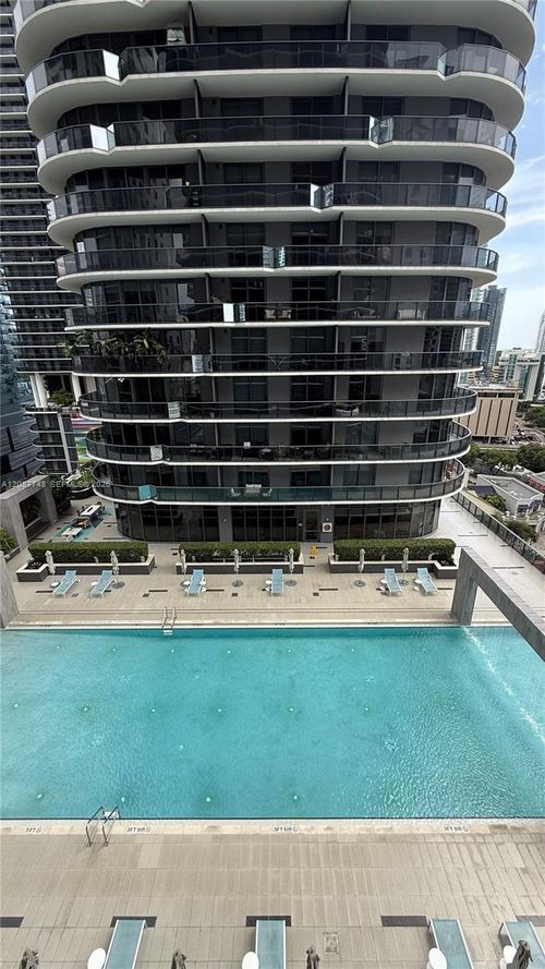1402-55 Sw 9th St, Miami, FL, 33130-3990 | Card Image