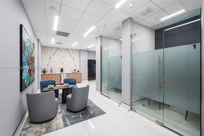 APT-2611 - 888 Brickell Key Dr, Condo with 2 bedrooms, 3 bathrooms and null parking in Miami FL | Image 42