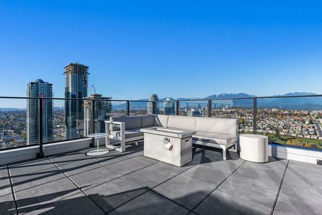 PH1 - 2181 Madison Avenue, Condo with 3 bedrooms, 3 bathrooms and 2 parking in Burnaby BC | Image 26