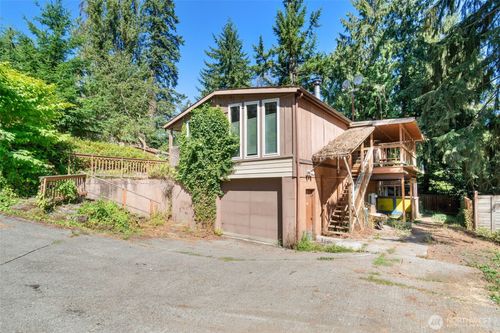 18800 15th Ave Ne, Shoreline, WA, 98155-2352 | Card Image
