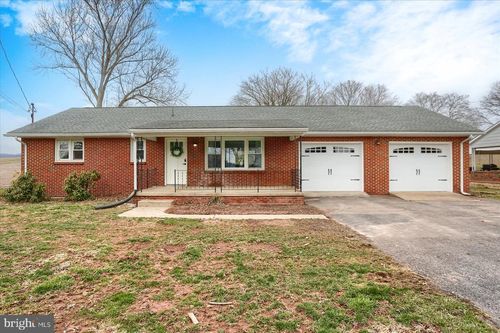 1339 State Route 25, MILLERSBURG, PA, 17061-8111 | Card Image