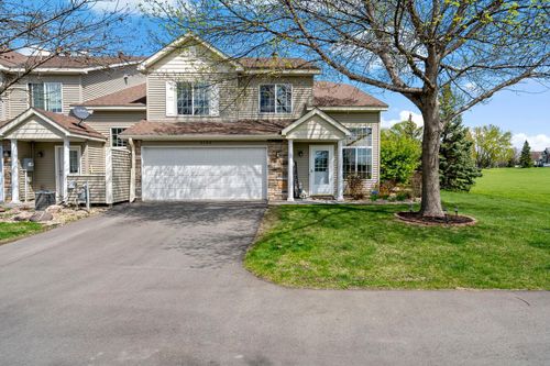5143 207th St N, Forest Lake, MN, 55025-8041 | Card Image