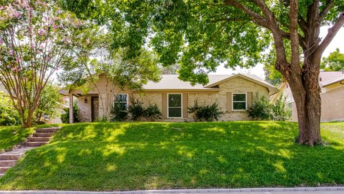 1761 Crystal Way, Plano, TX, 75074-4203 | Card Image