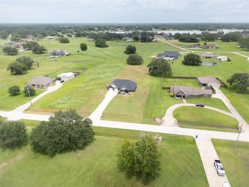 1068 Quarter Horse Trl, Angleton, TX, 77515-9238 | Card Image