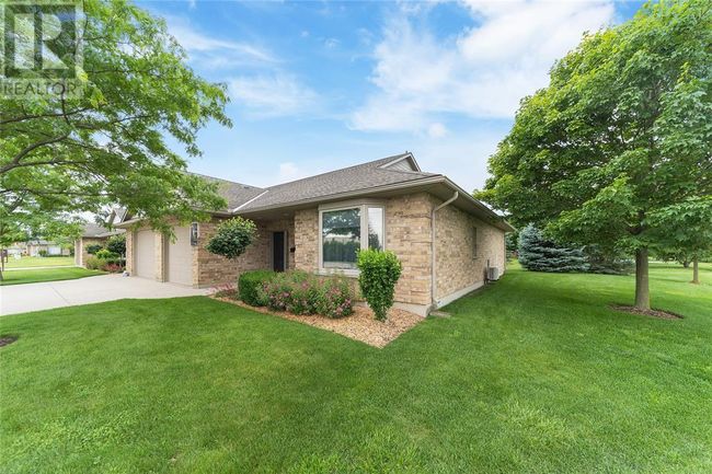 1 - 5969 Townsend Line, House other with 2 bedrooms, 2 bathrooms and null parking in Forest ON | Image 5
