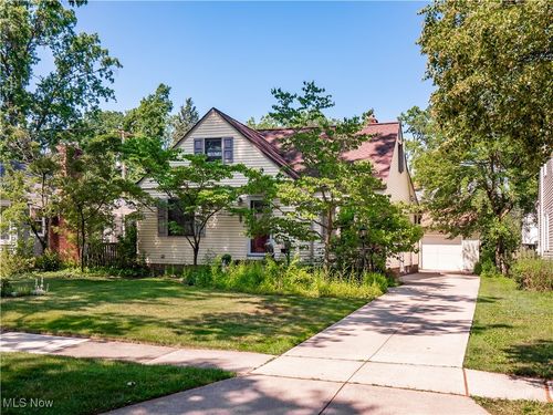 614 Parkside Dr, Bay Village, OH, 44140-2553 | Card Image
