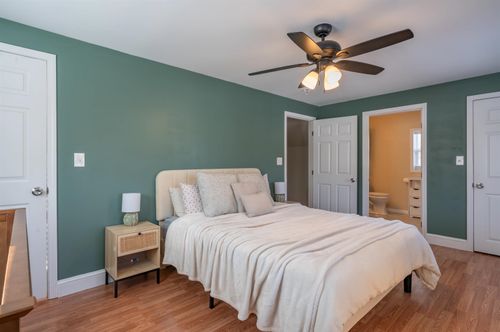 706 Western Ave, Henniker, NH, 03242-3492 | Card Image