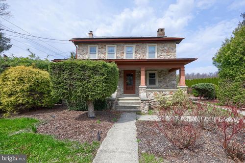 100 Seyler Rd, Fleetwood, PA, 19522-9372 | Card Image